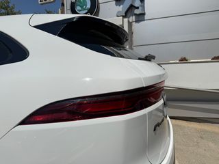 Jaguar F-Pace 2022 D200 Mild- Hybrid R-Dybamic SEAWD-thumb-17