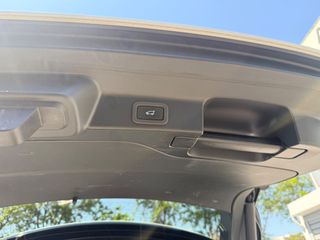 Jaguar F-Pace 2022 D200 Mild- Hybrid R-Dybamic SEAWD-thumb-20