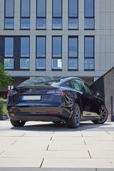 Tesla Model 3 2022 STANDARD RANGE PLUS-thumb-2