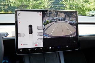 Tesla Model 3 2022 STANDARD RANGE PLUS-thumb-9