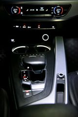 Audi A4 2017 S LINE 2.0 TDI S TRONIC!!-thumb-10