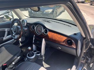 Mini Cooper S 2004 PANORAMA-thumb-12
