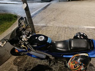 Kawasaki ZZR 250 1993-thumb-2