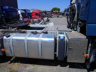 Volvo 2010 FH12-420 EEV-thumb-3