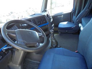 Volvo 2010 FH12-420 EEV-thumb-8
