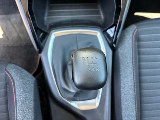 Peugeot 2008 2020 1.5 Blue-HDi Business-thumb-18