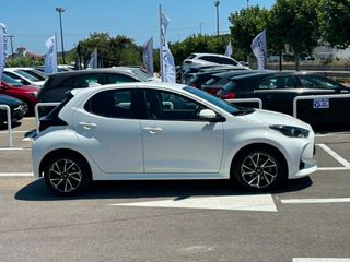 Toyota Yaris 2022 HDF Active Plus Hybrid Αυτόματο-thumb-2