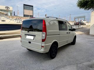 Mercedes-Benz Vito 2011 111-thumb-6