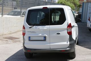 Ford Transit Courier 2016-thumb-2