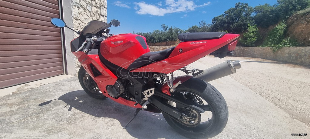 Triumph Daytona 600 2004