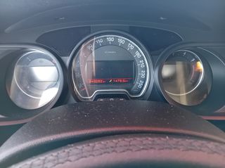 Citroen C5 2011-thumb-8