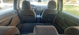 Ford Focus 2006-thumb-7