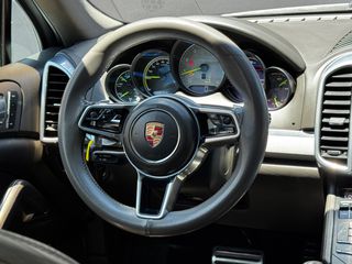 Porsche Cayenne 2015 S E-HYBRID GTS 416hp-thumb-22