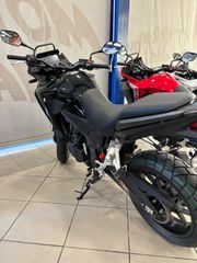 Honda NX 500 2026 E-Clutch-thumb-3