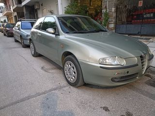 Alfa Romeo Alfa 147 2000-thumb-1