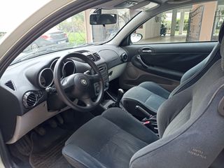Alfa Romeo Alfa 147 2000-thumb-8