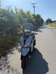Piaggio Beverly 400 2025 BEVERLY 400 S
