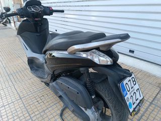 Piaggio Beverly 350 2013 abs-thumb-4