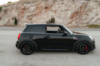 Mini John Cooper Works 2017-thumb-14