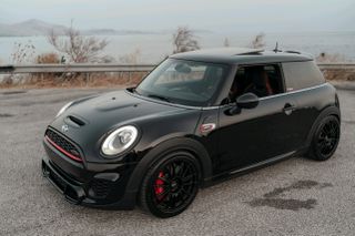 Mini John Cooper Works 2017-thumb-13