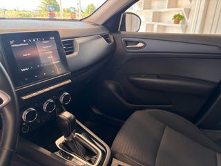 Renault Arkana 2022-thumb-11
