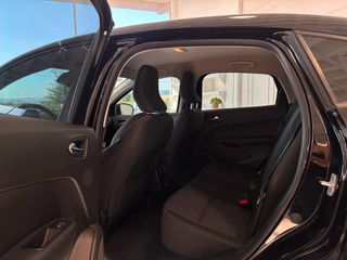 Renault Arkana 2022-thumb-17