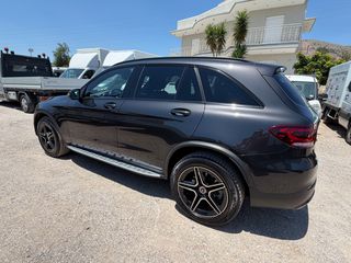Mercedes-Benz GLC 300 2022 DE 4MATIC 9G-TRONIC AMG LINE PANORAMA AMBIENT LIGHT CAMERA36-thumb-4