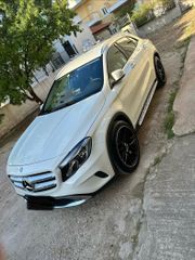 Mercedes-Benz GLA 200 2016 X156