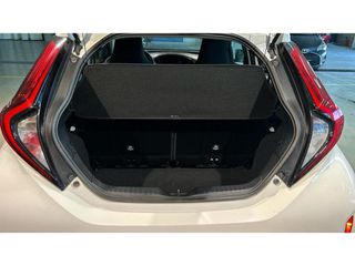 Toyota Aygo 2023 X PLAY CVT-thumb-13