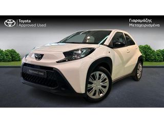 Toyota Aygo 2023 X PLAY CVT