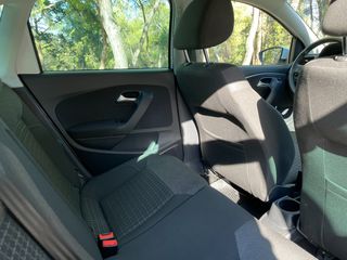 Volkswagen Polo 2017 1.4 TDI-thumb-7