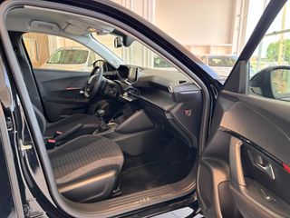 Peugeot 2008 2021-thumb-22