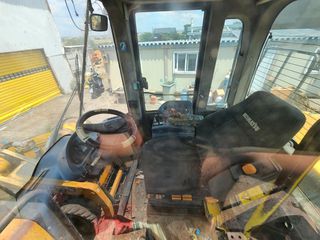 Φορτωτής Με Λάστιχα Komatsu 2007 WA470-thumb-4