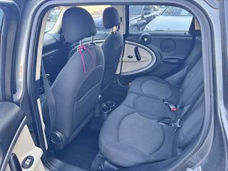 Mini Countryman 2014 MINI Cooper Pepper II Auto-thumb-10