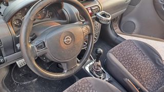 Opel Corsa 2001 CORSA-C-thumb-4
