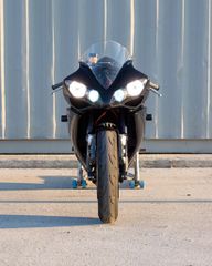 Yamaha YZF-R1 2008-thumb-3