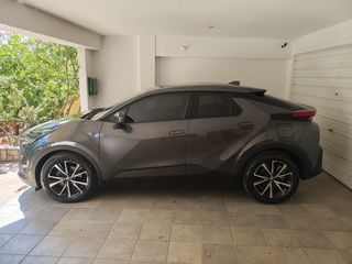 Toyota C-HR 2024 Hybdrid C-Lub
