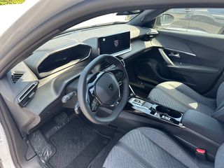 Peugeot 2008 2026 ALLURE HYBRID-thumb-17