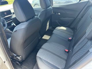 Peugeot 2008 2026 ALLURE HYBRID-thumb-18
