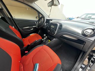 Renault Captur 2014-thumb-3