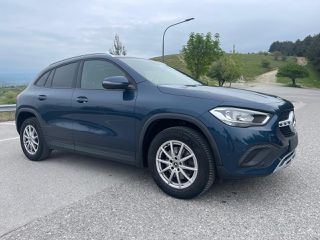 Mercedes-Benz GLA 180 2020-thumb-1