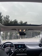 Mercedes-Benz GLA 180 2020-thumb-13