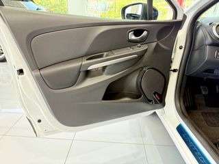 Renault Clio 2017 87.580KM ! LIMITED EDITION-thumb-20