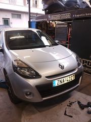 Renault Clio 2011-thumb-1