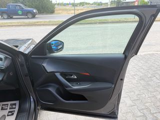 Peugeot 2008 2021 ACTIVE PLUS-thumb-24
