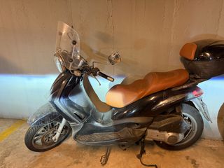Piaggio Beverly 250 2008 SCOOTER