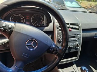 Mercedes-Benz A 150 2008 EDITION-thumb-11
