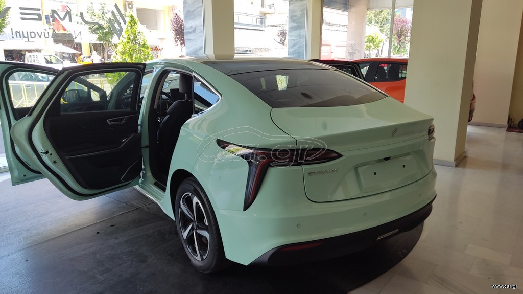 Λιμουζίνα / Sedan 2026 MODEL JMEV ELIGHT
