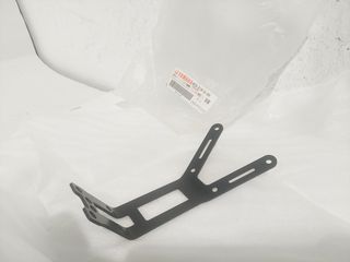Βάση φτερού πινακίδας από YAMAHA YZF-R1 2007-08 (4C8-2161G-00)