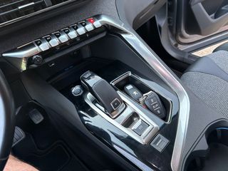 Peugeot 3008 2020 1.5 BLUEHDI 130 ALLURE EAT8 LED-BIXENON-thumb-37